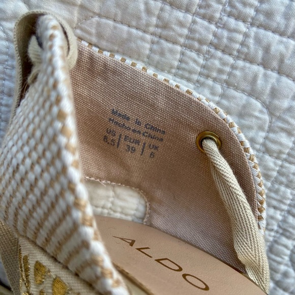 Brand New Gold embroidered lace up wedges - Picture 7 of 8